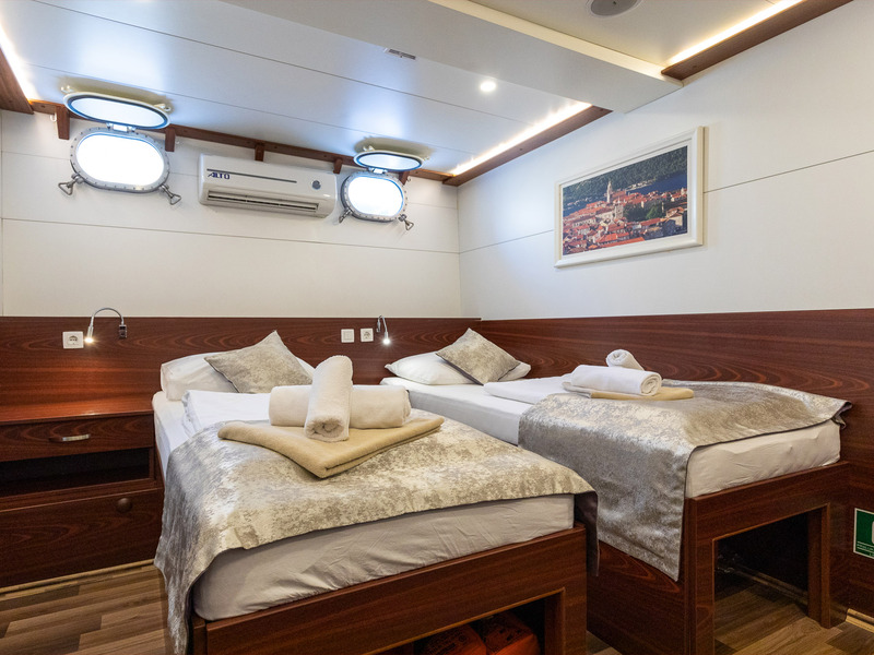 Category B Cabin (Twin)